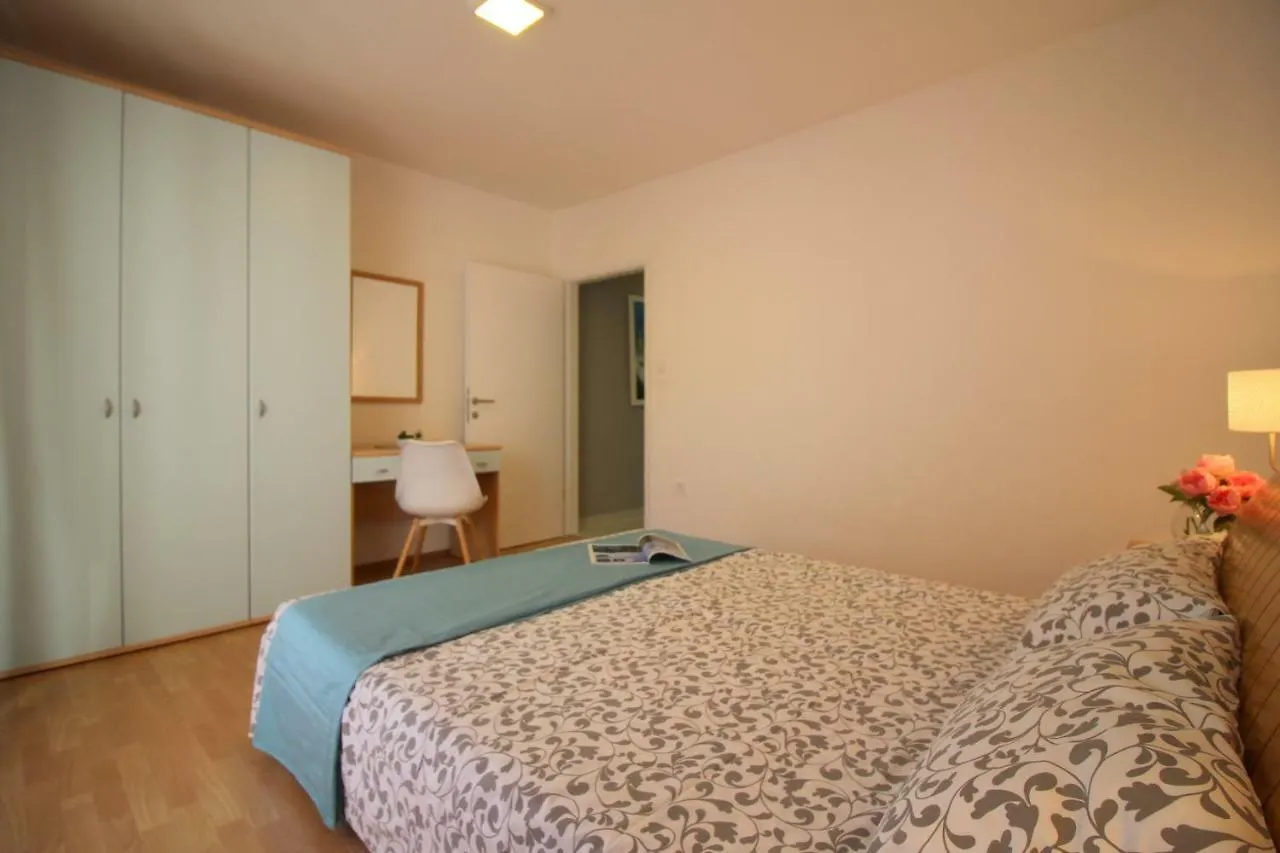 Apartments Sabina Пореч