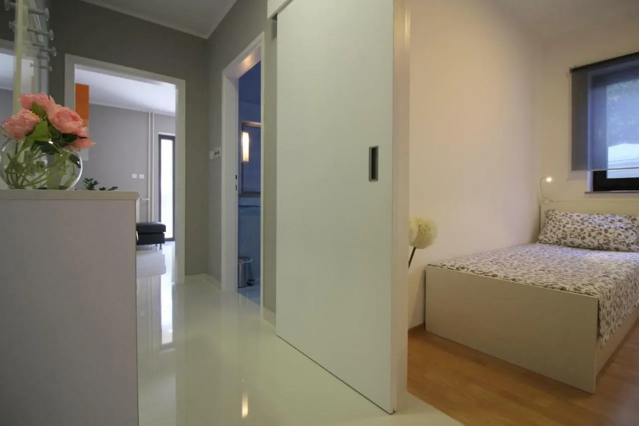Apartments Sabina Пореч 0*,  Хорватия